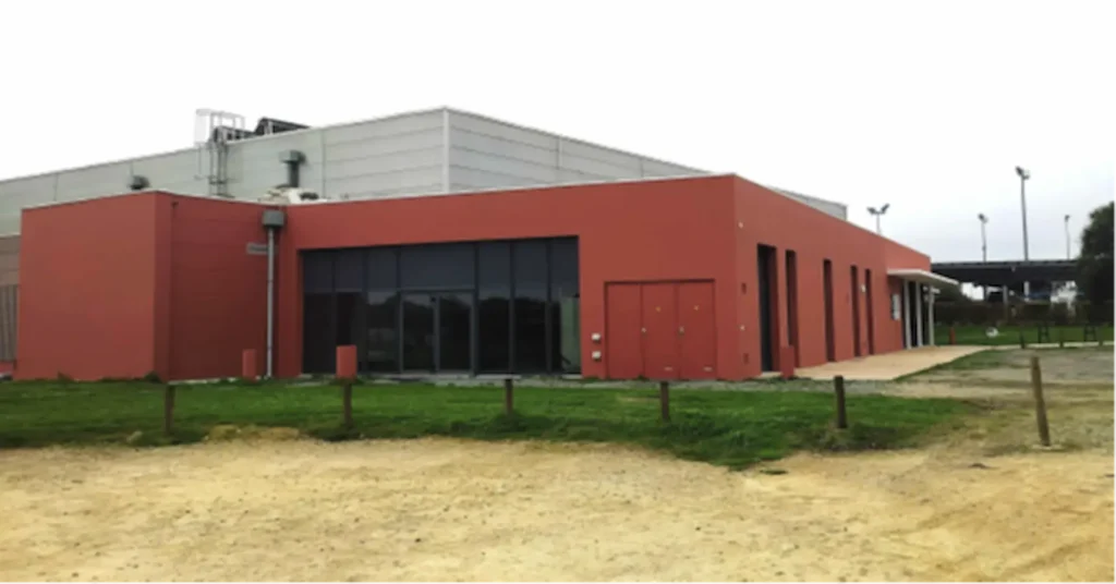 Construction d'une salle de danse, gymnastique et fitness au Poiré sur vie - existant